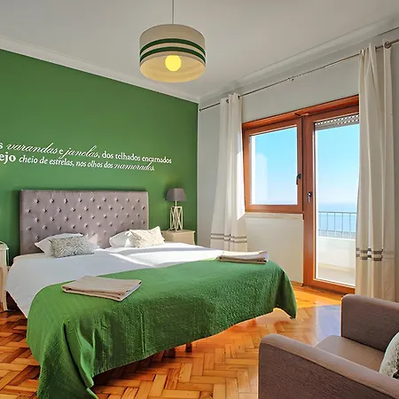 Apolonia Upper Class - Lisbonbreaks * Lizbona